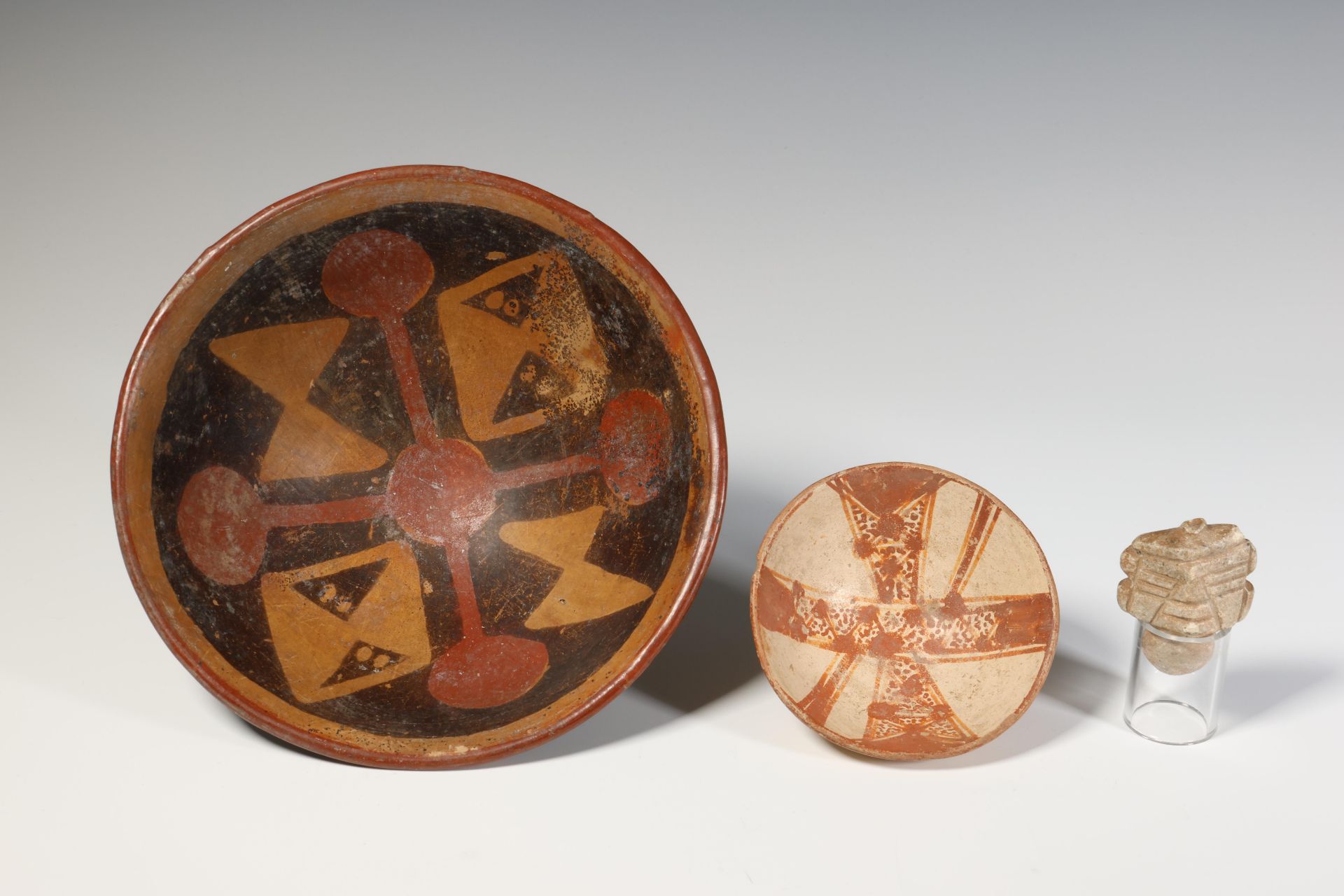 Colombia, Narino, 1200 - 1500 AD, two terracotta bowls.