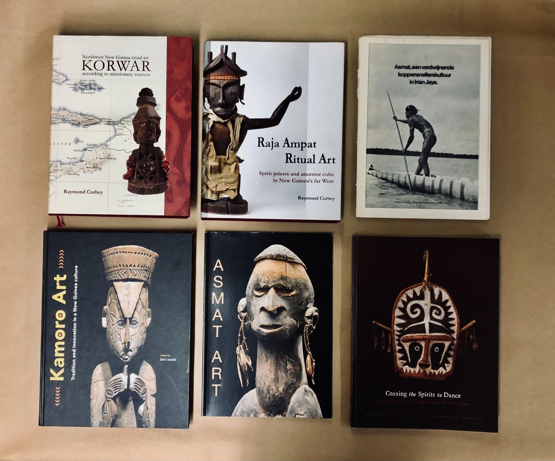Twelve books on Oceanic and Indonesian cultures, arts and religions - Image 3 of 3