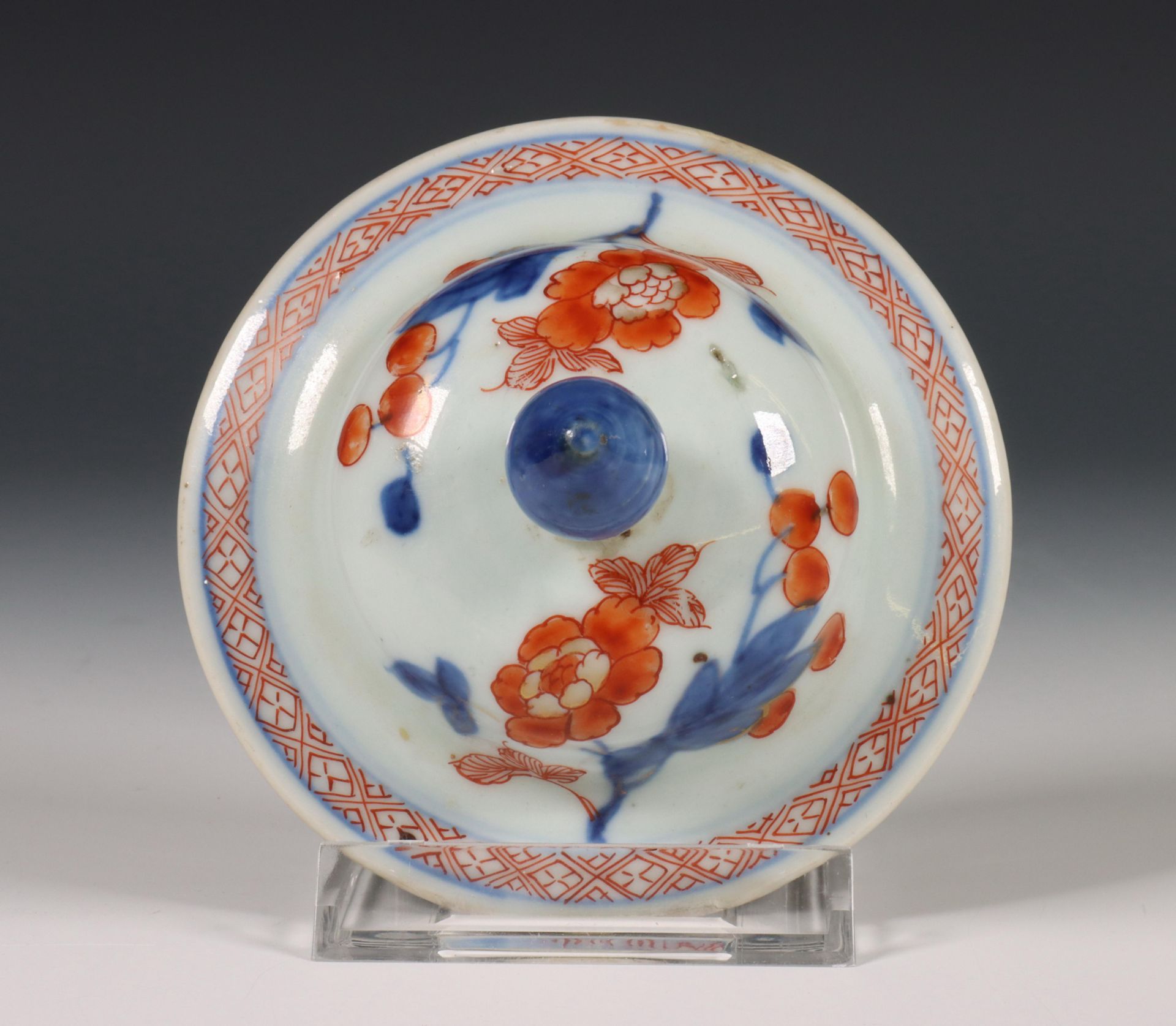 China, Imari porcelain vase and cover, 18th century, - Bild 4 aus 10