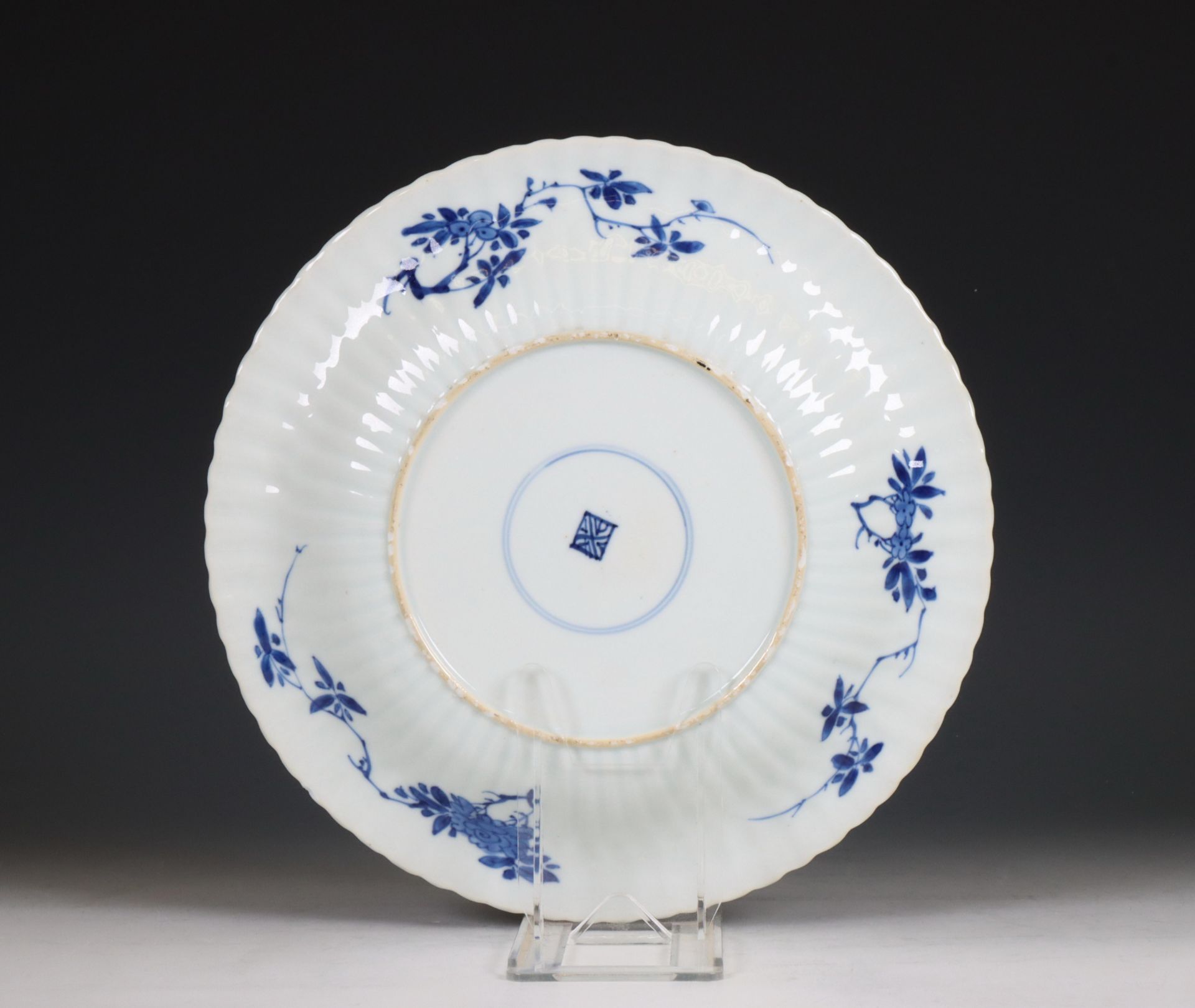 China, blue and white porcelain fluted dish, Kangxi period (1662-1722), - Image 2 of 2