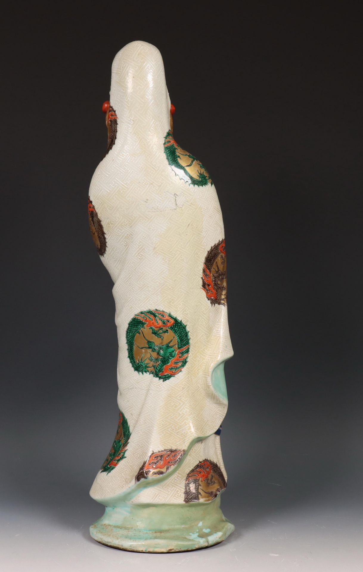 Japan, verte-Imari porcelain figure of Guanyin, 19th/ 20th century, - Bild 6 aus 9
