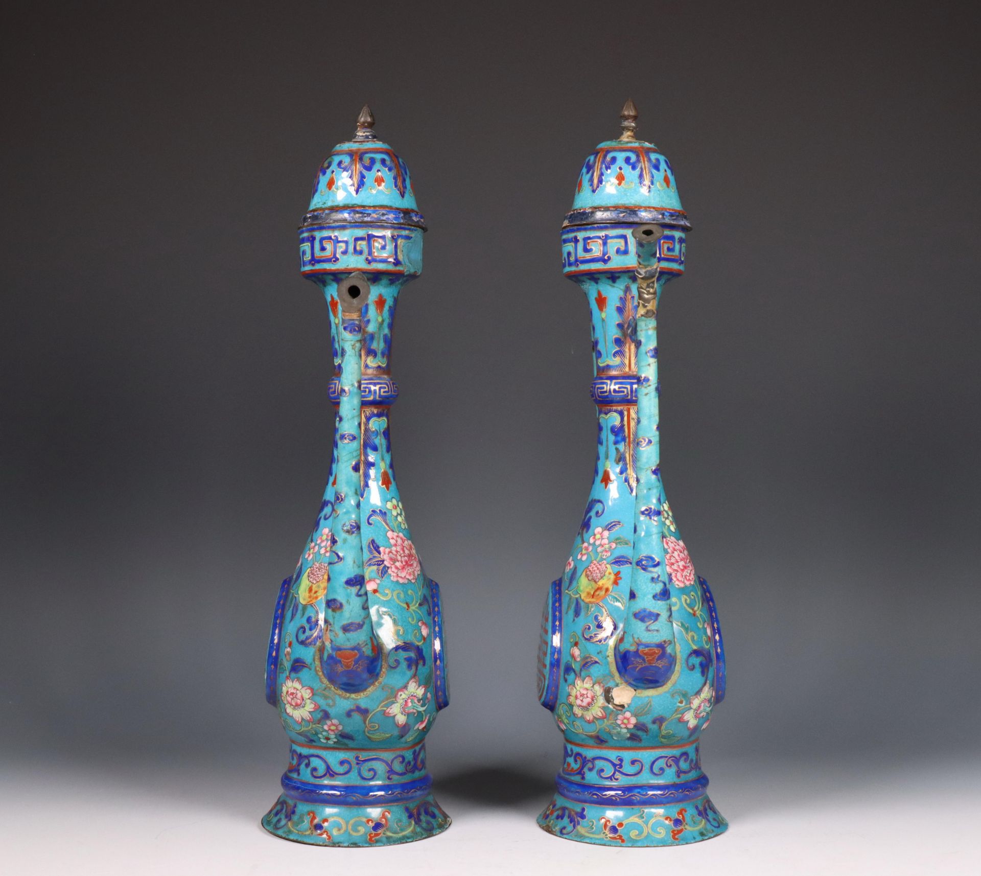 China, pair of cloisonné ewers and covers for the Islamic market, late Qing dynasty (1644-1912), - Image 5 of 10