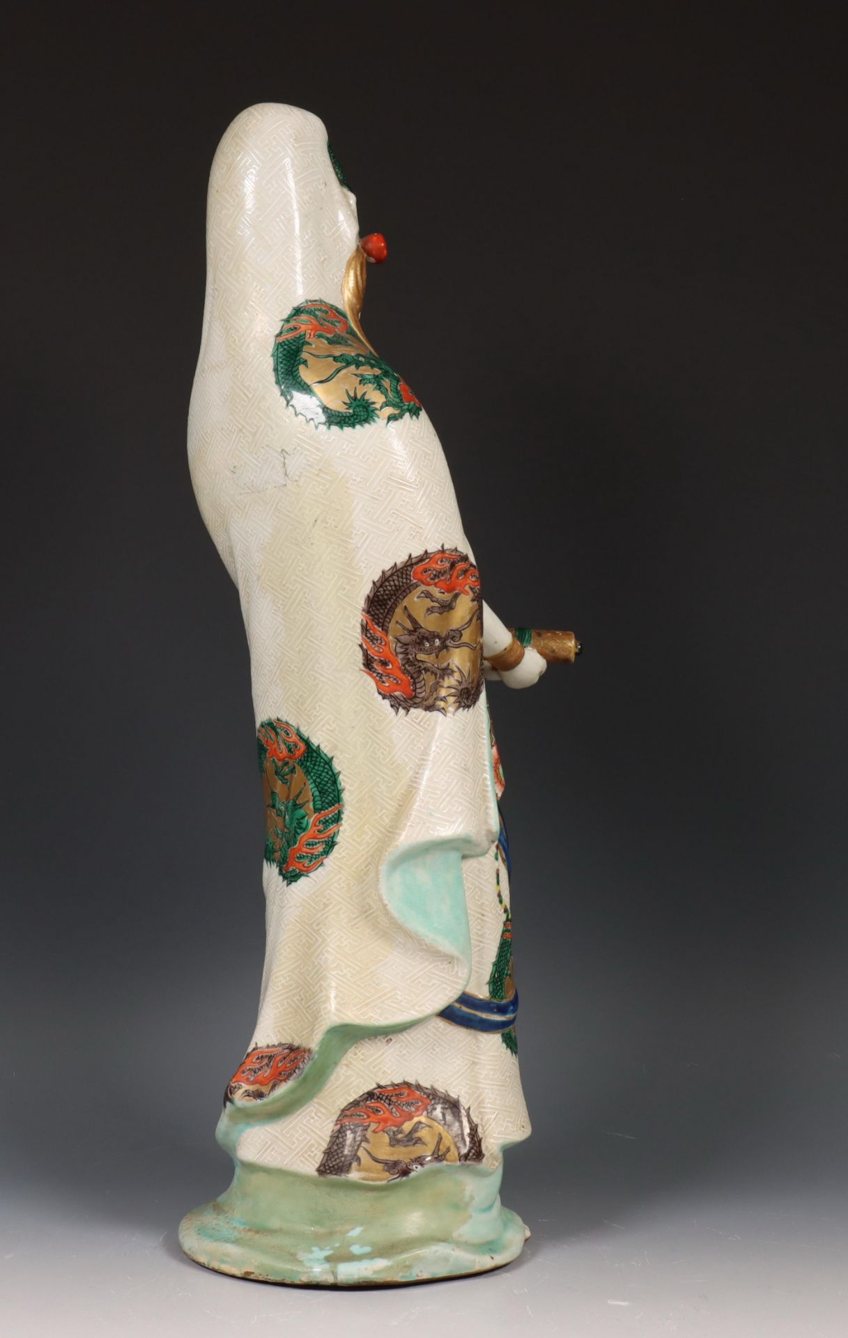 Japan, verte-Imari porcelain figure of Guanyin, 19th/ 20th century, - Bild 7 aus 9
