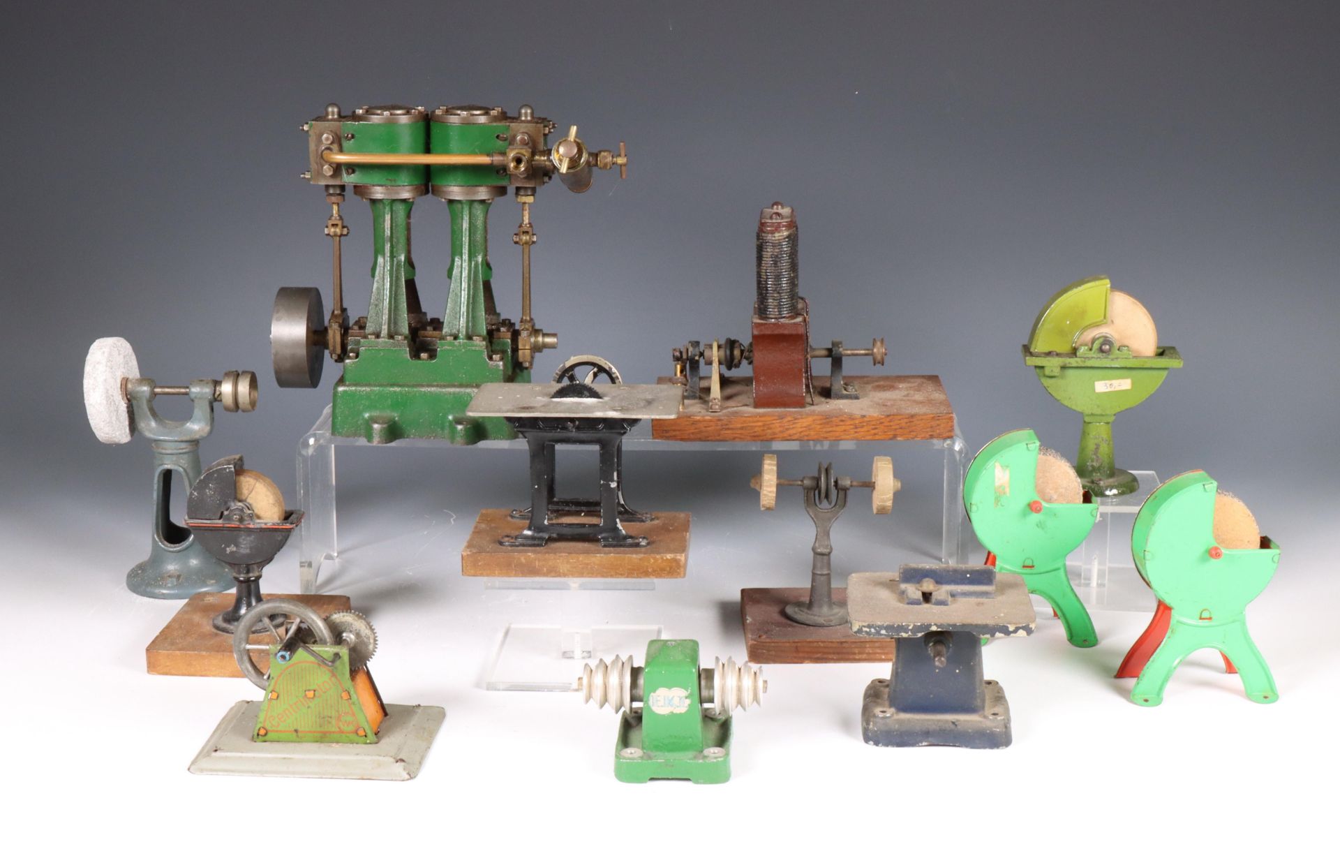 Tien stoommachine aandrijf modellen, ca. 1910-1930; - Bild 2 aus 2