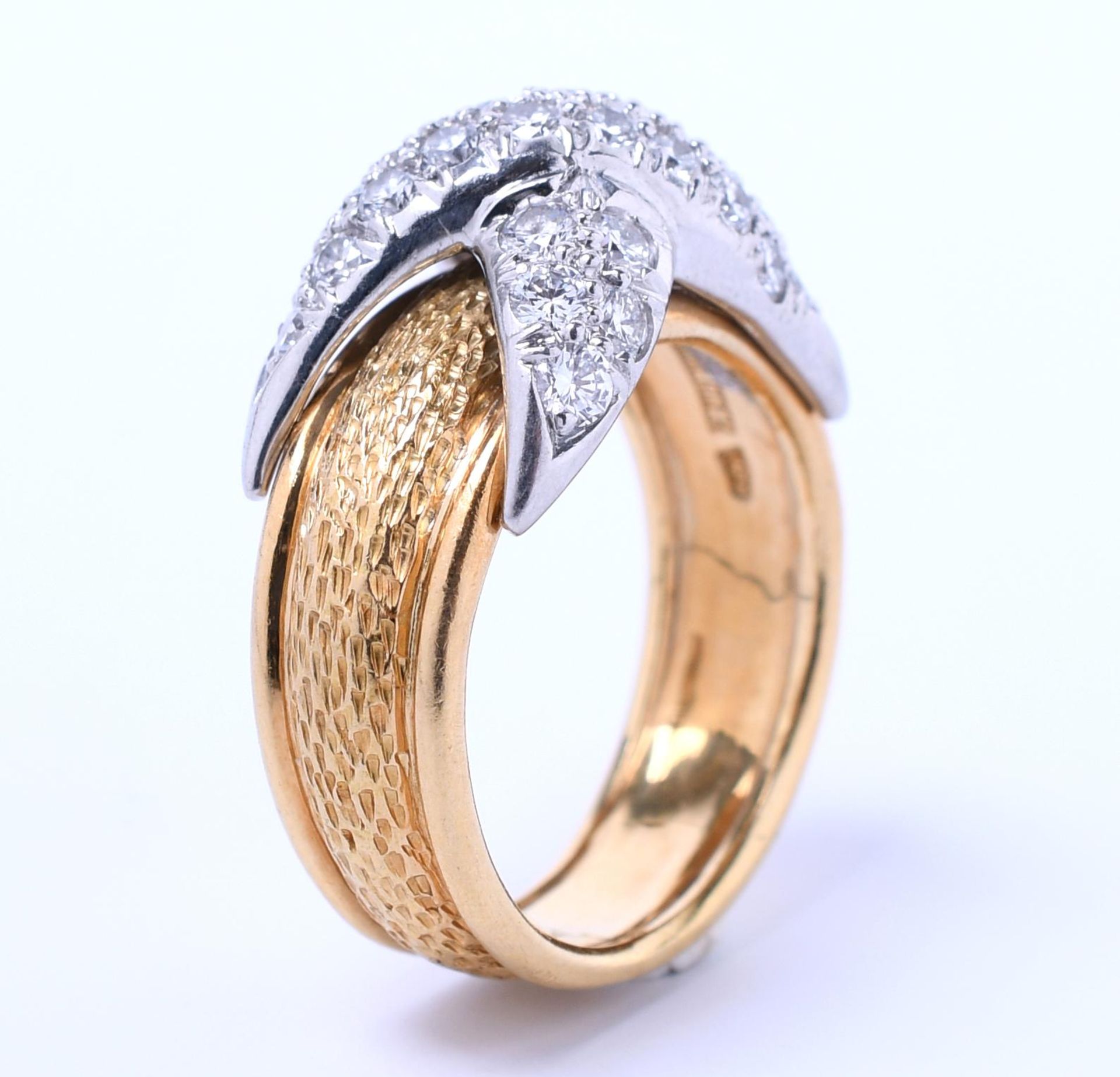 Schlumberger voor Tiffany & Co., 18 kt. gouden met platina X ring. - Image 3 of 5