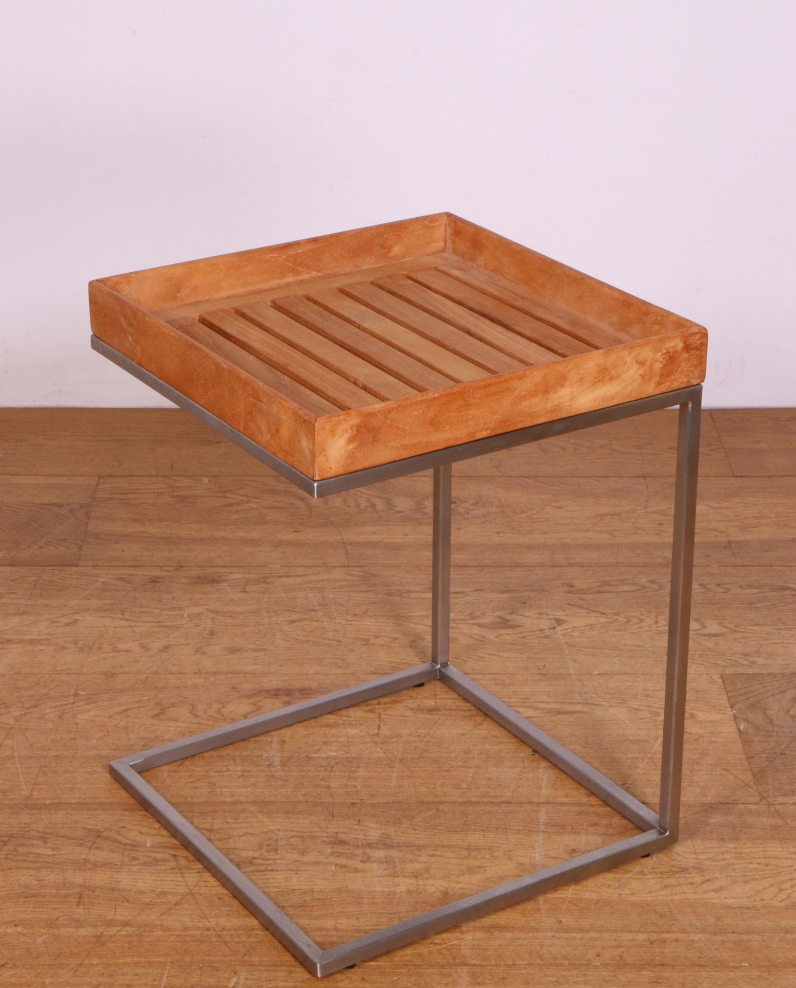 Theresa Arns voor Jan Kurtz, Duitsland, 'Pizzo 40 Teak' bijzettafel, - Image 2 of 2