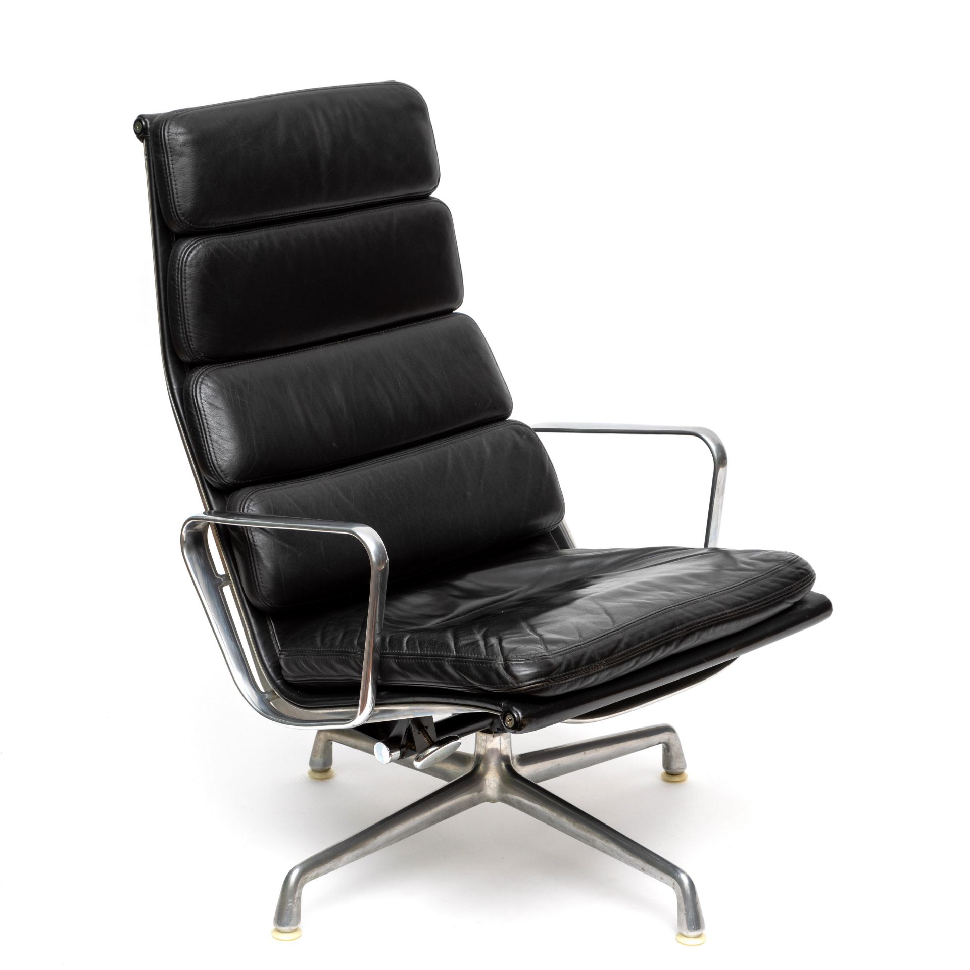 Charles & Ray Eames voor Herman Miller, USA, 'EA 222 Soft Pad Lounge Chair' ontwerp 1969,