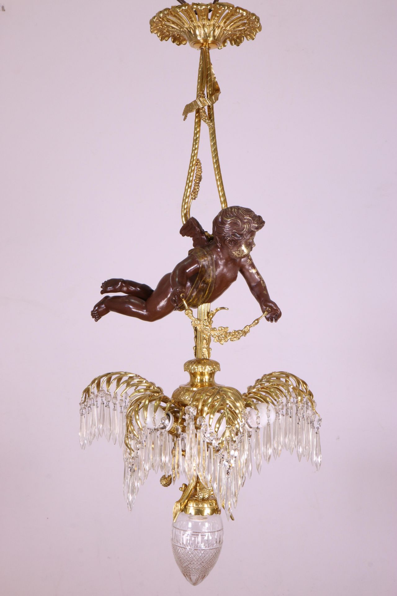 Frankrijk, vergulde en deels gepatineerde bronzen hanglamp in Louis XVI-stijl, - Image 2 of 3