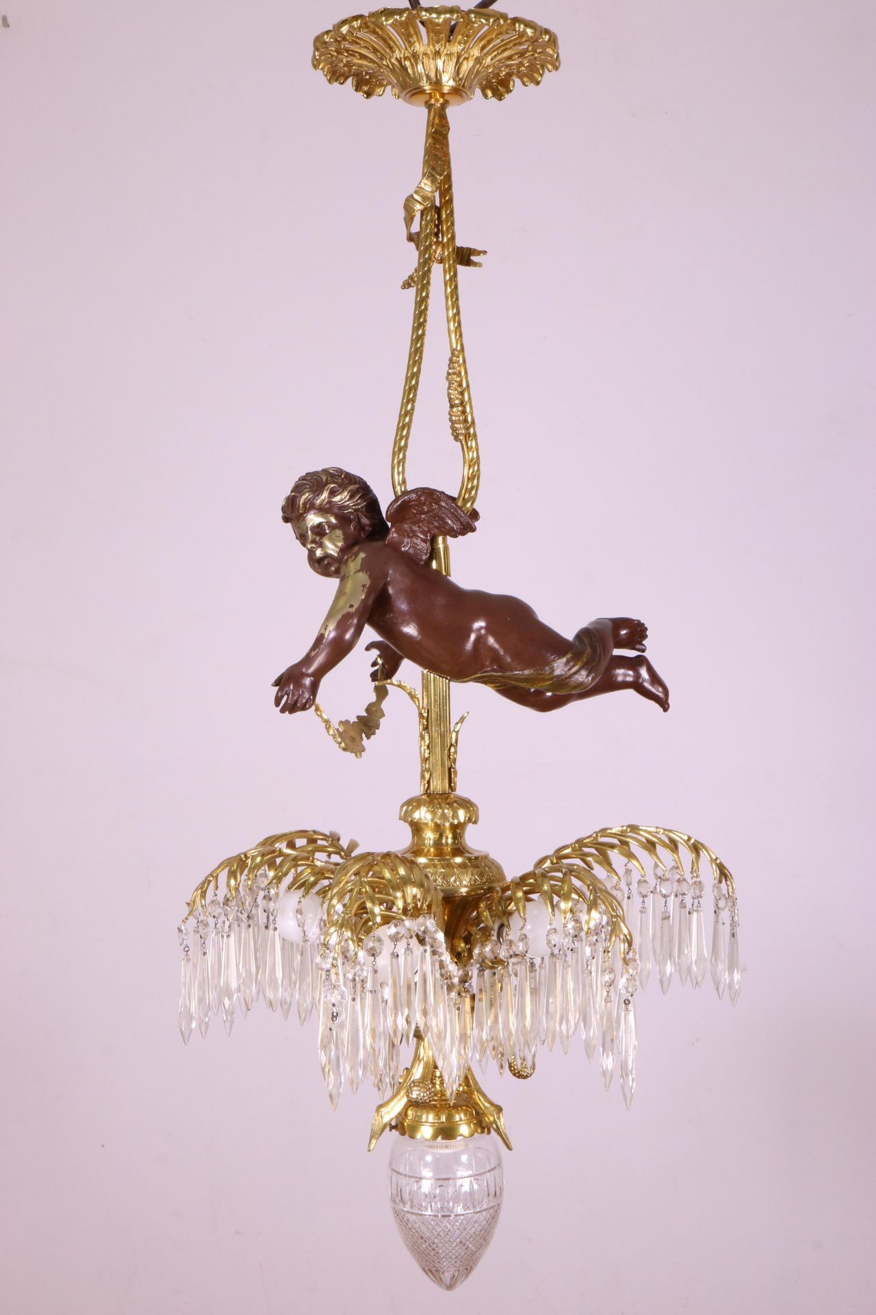 Frankrijk, vergulde en deels gepatineerde bronzen hanglamp in Louis XVI-stijl,