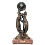 Frankrijk, bruin gepatineerde bronslegering pendule, 'Jour & Nuit', ca. 1900;