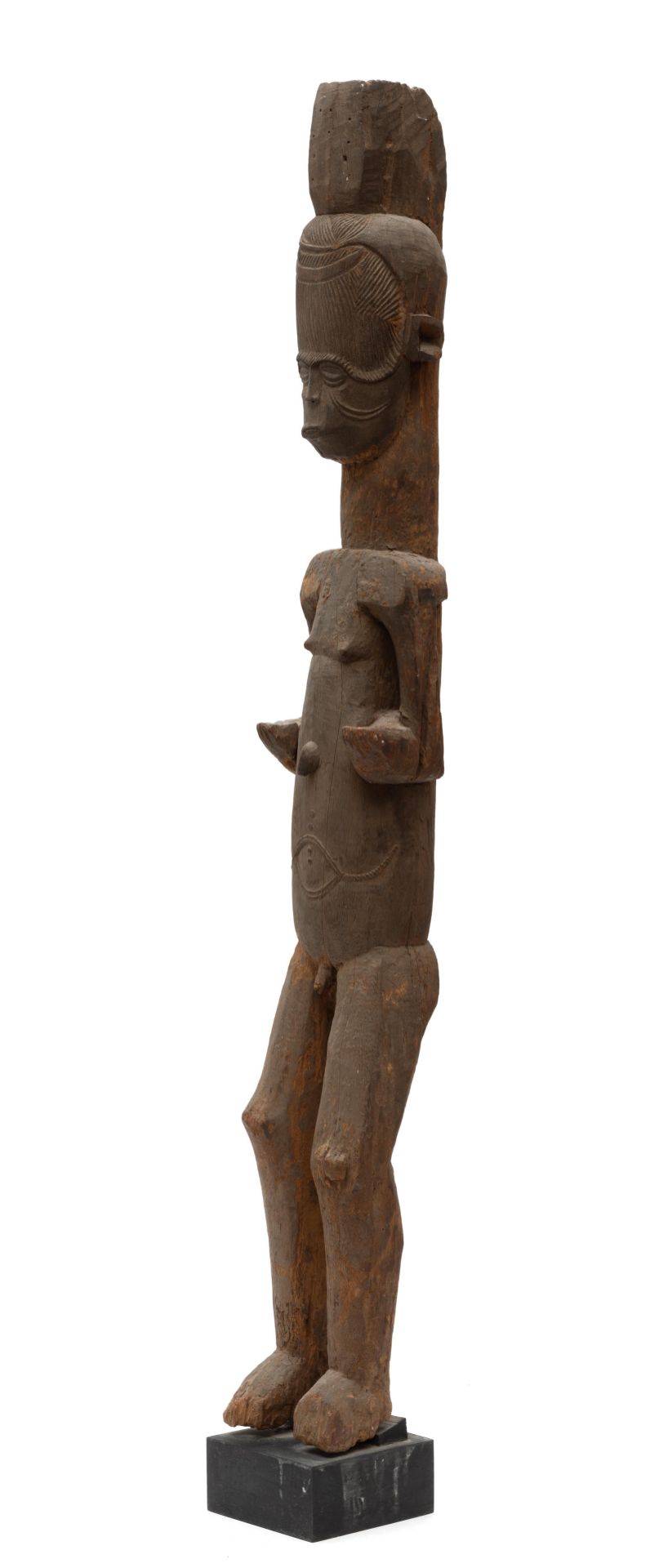 Nigeria, Ibo, standing male protective figure - Image 2 of 4