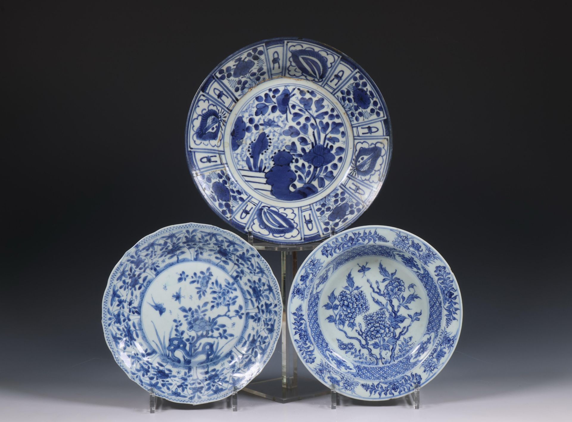 China and Japan, collection of various porcelain plates, 17th century and later,