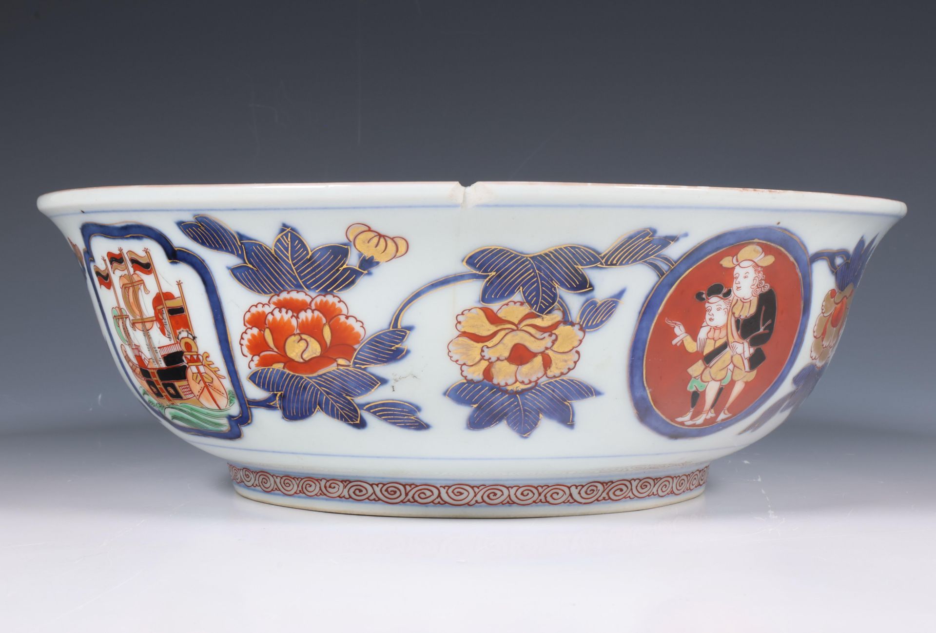 Japan, Imari Namban porcelain 'black ship' bowl, 19th century,