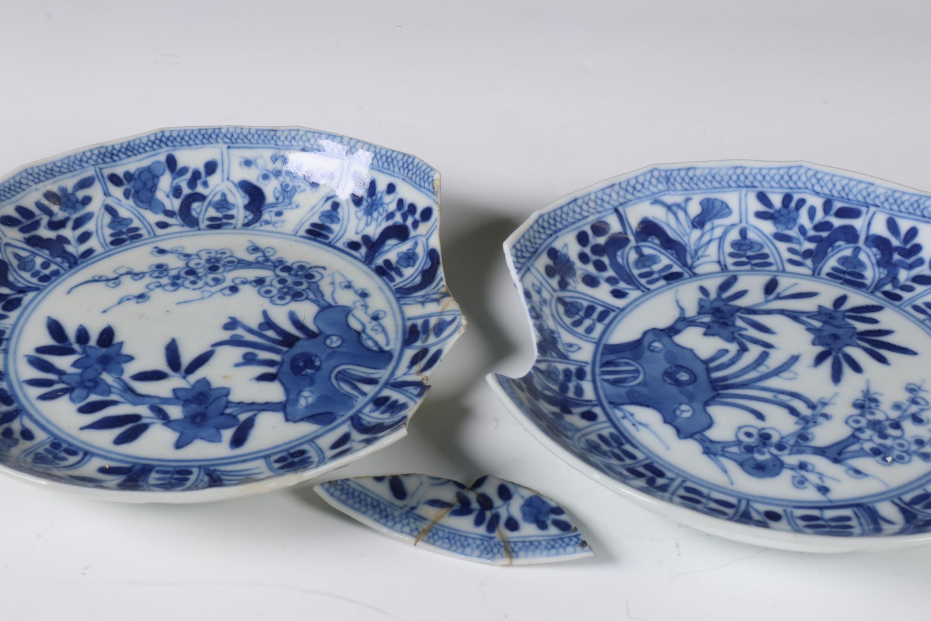 China, set of ten blue and white cups and saucers, Kangxi period (1662-1722), - Image 2 of 7