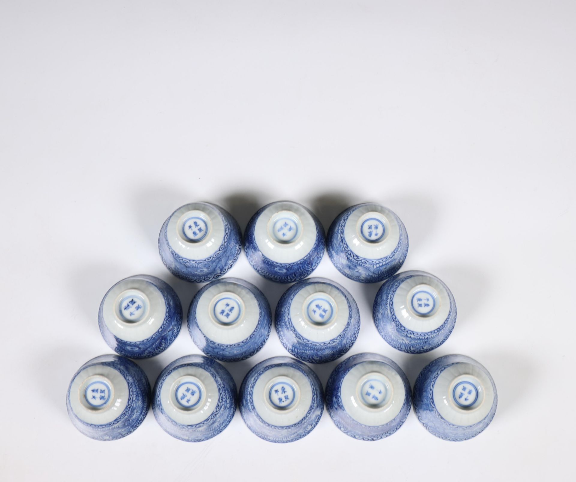 China, set of twelve blue and white porcelain cups and ten saucers, 19th century, - Image 5 of 5