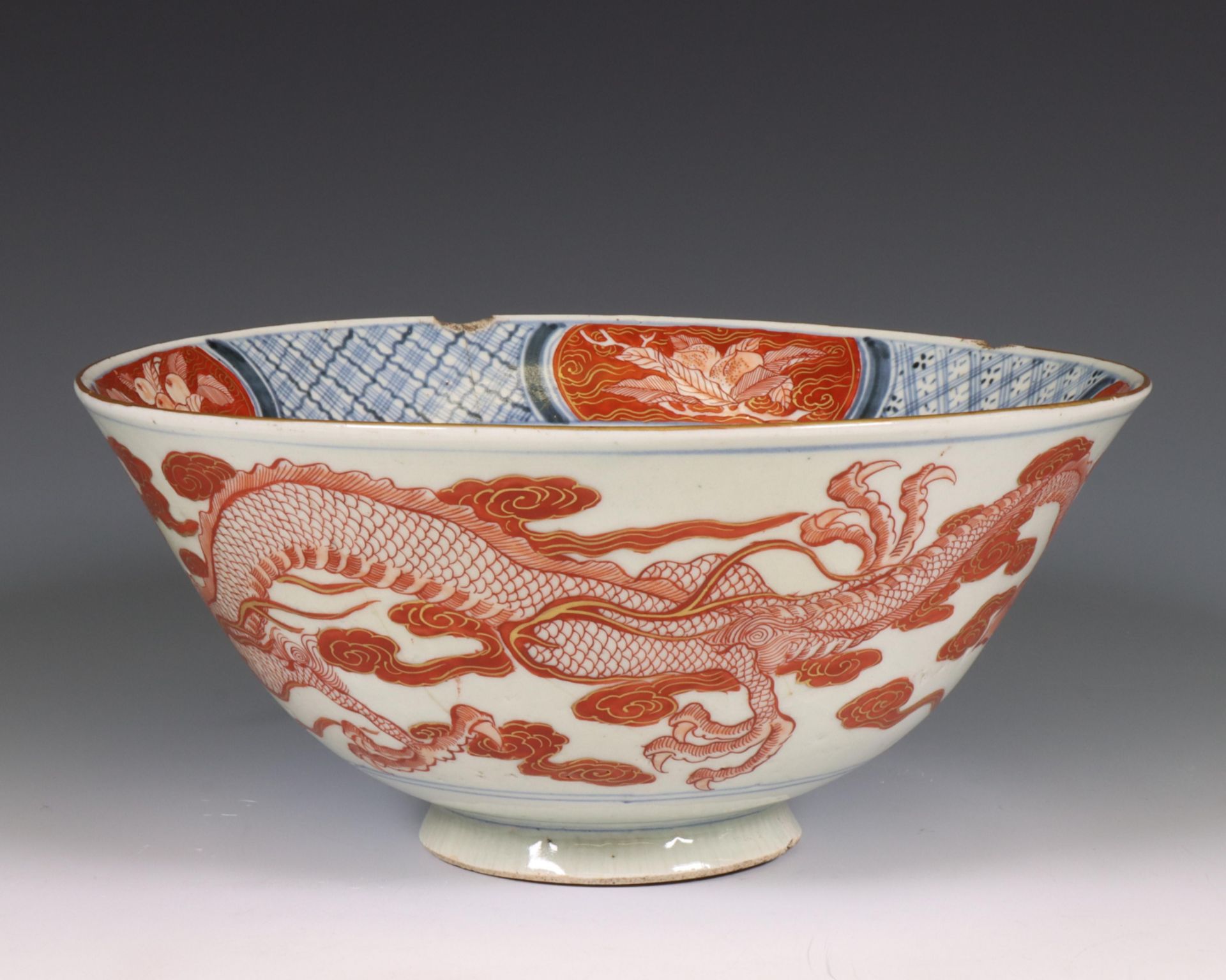 Japan, Imari porcelain bowl, Meiji period (1868-1912), - Bild 3 aus 5