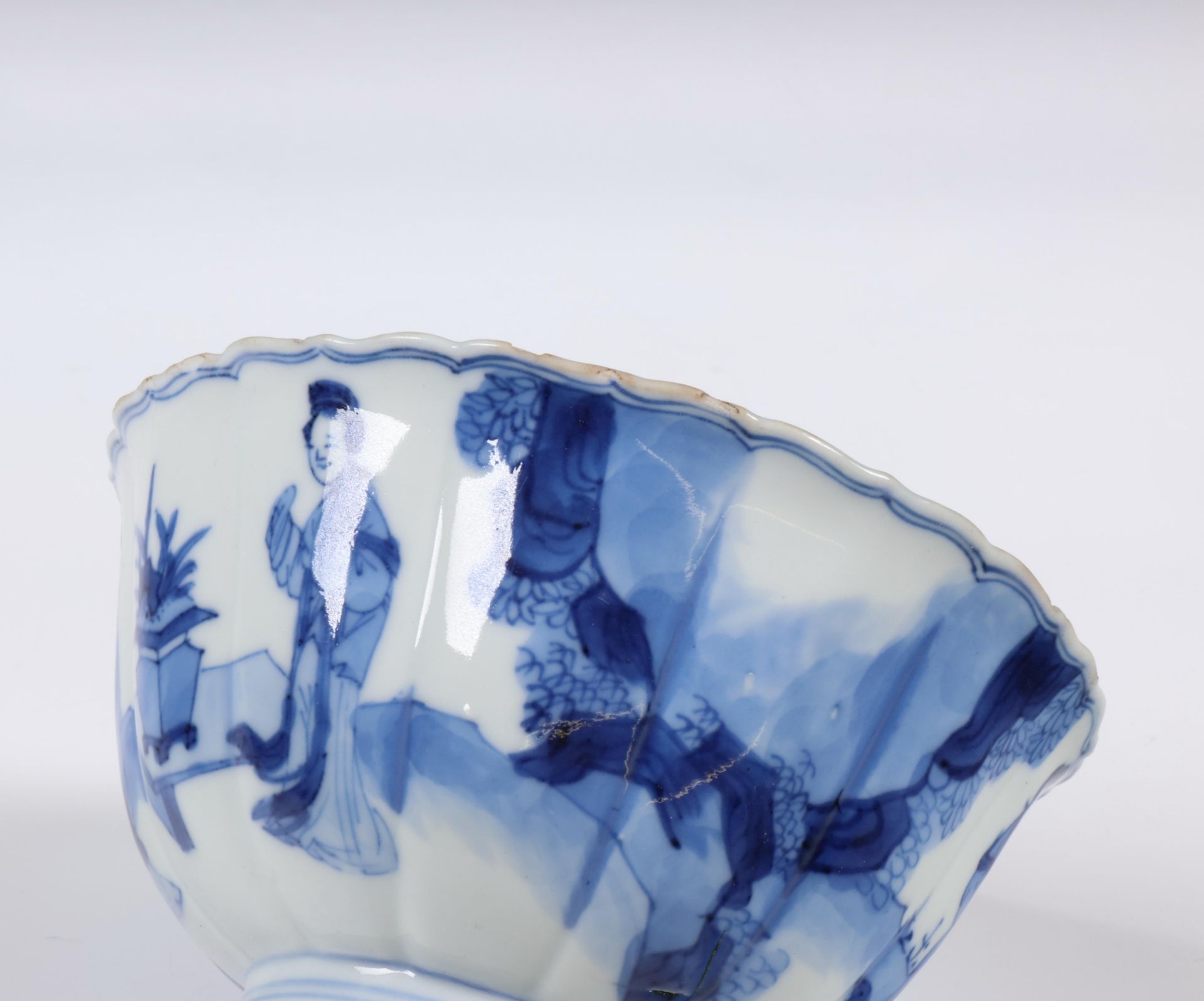 China, blue and white porcelain ribbed bowl, Kangxi period (1662-1722), - Image 2 of 7