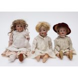 Drie meisjes poppen, 19e eeuw;