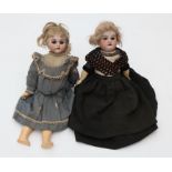 Duitsland, twee meisjes poppen met porseleinen koppen, 19e eeuw;