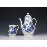 Worcester blauw wit koffiekan en melkkan 18e eeuw,