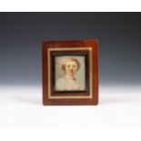 Engeland, portret miniatuur voorstellende jonge vrouw, 19e eeuw;