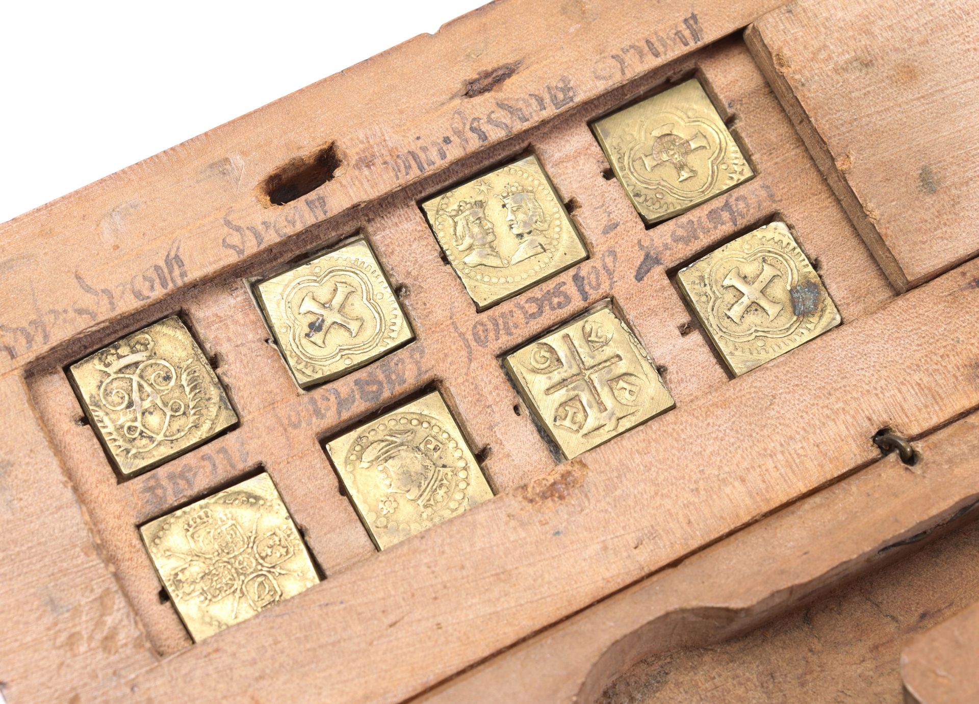 Walnut box with coin weights - Bild 4 aus 6