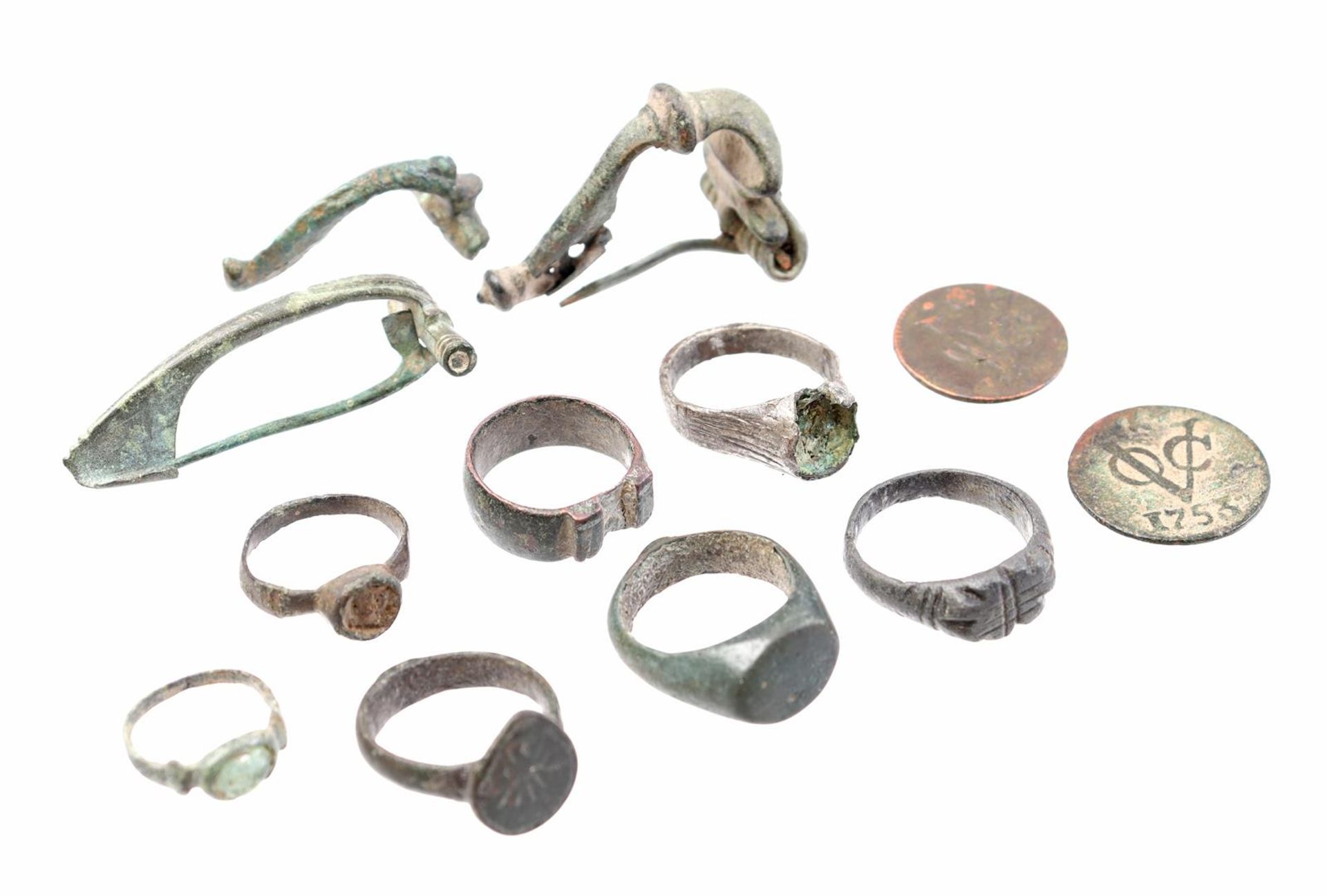 Lot b.u. archaeological finds