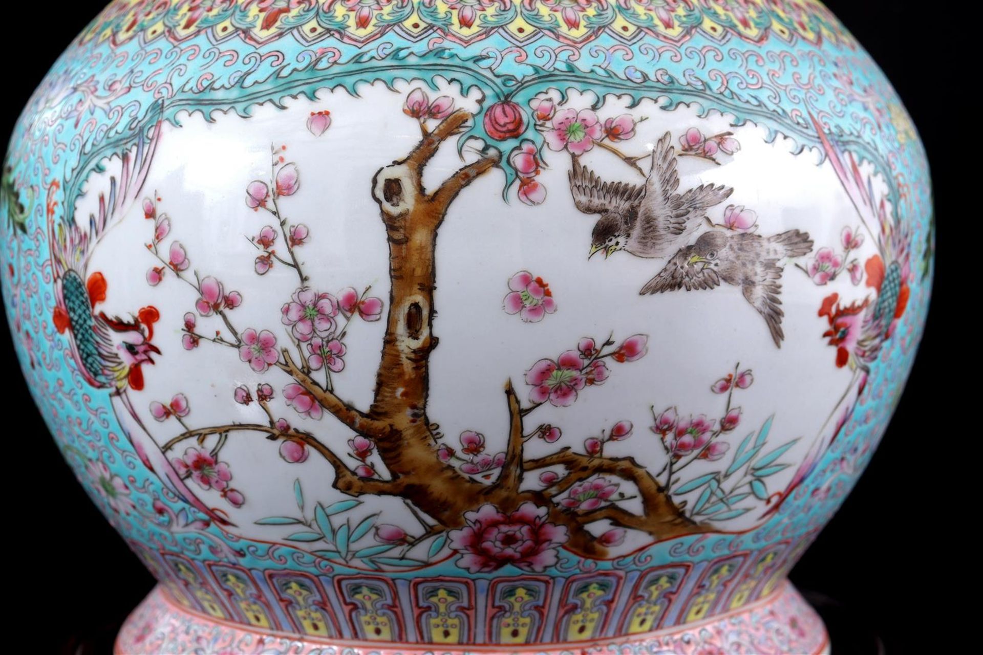 Porcelain vase - Image 2 of 3