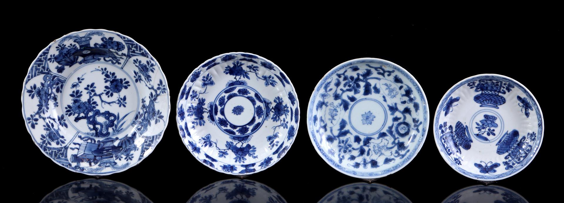 4 porcelain dishes