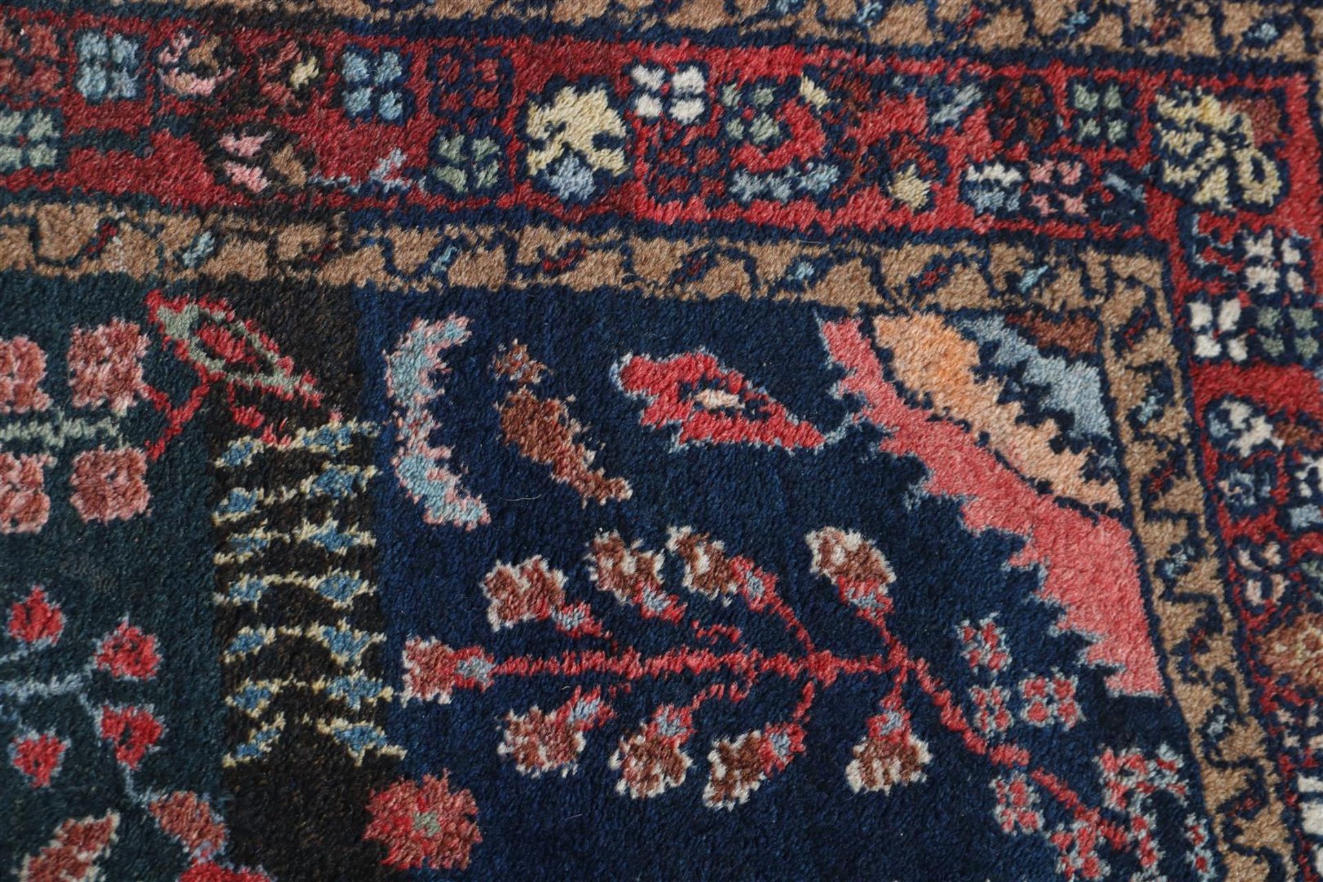 Hand-knotted oriental carpet - Bild 4 aus 5