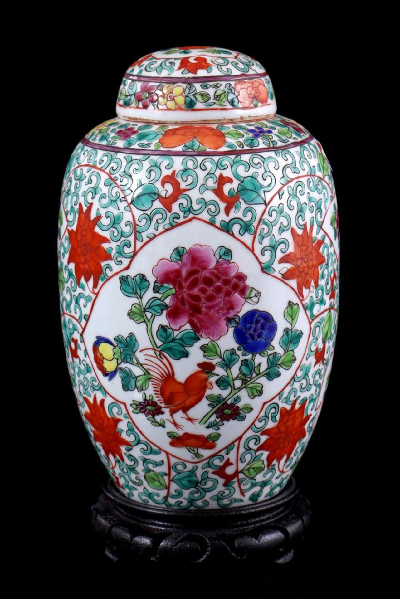 Porcelain lidded vase