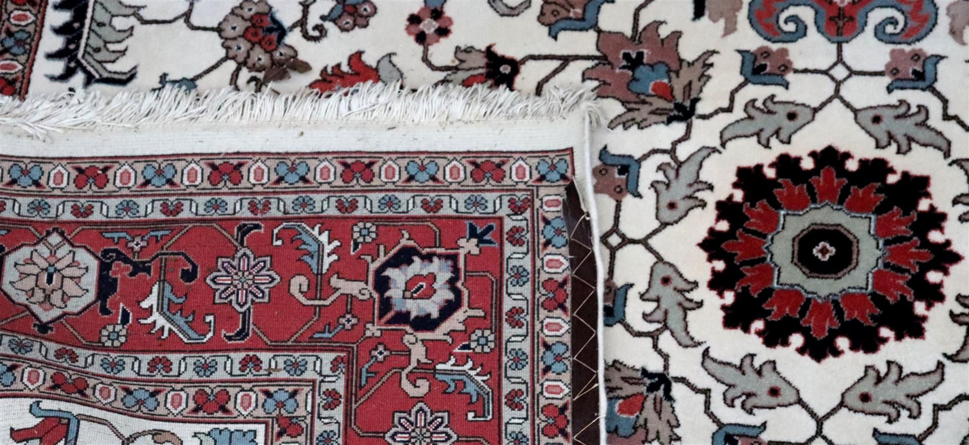 Hand-knotted oriental carpet - Image 4 of 5