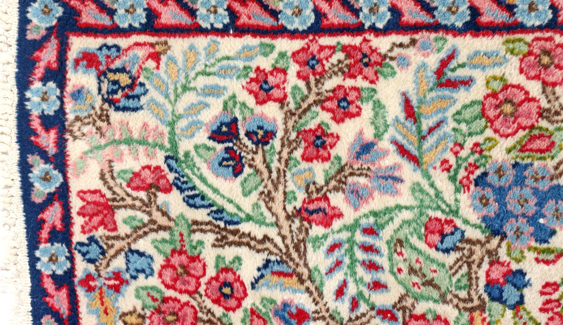 Hand-knotted oriental carpet - Image 3 of 4