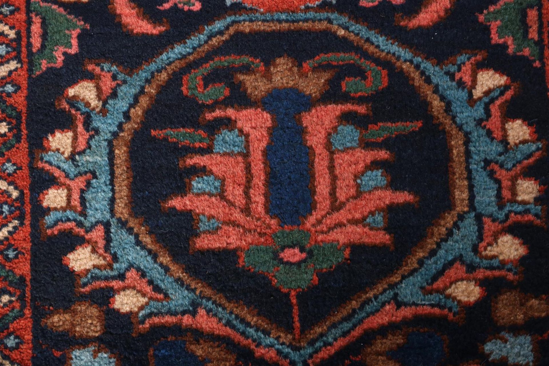 Hand-knotted carpet  - Bild 2 aus 3