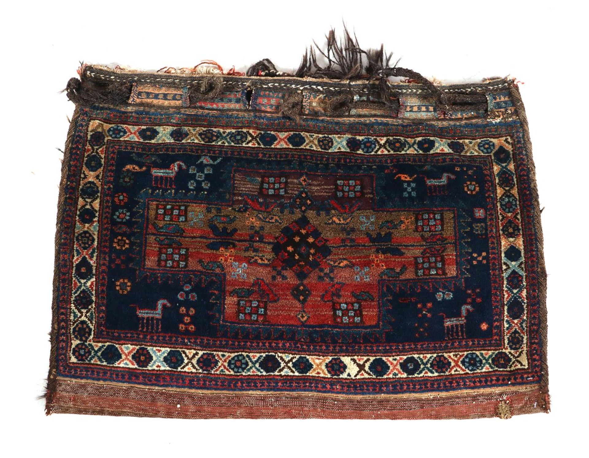 Hand-knotted bag 