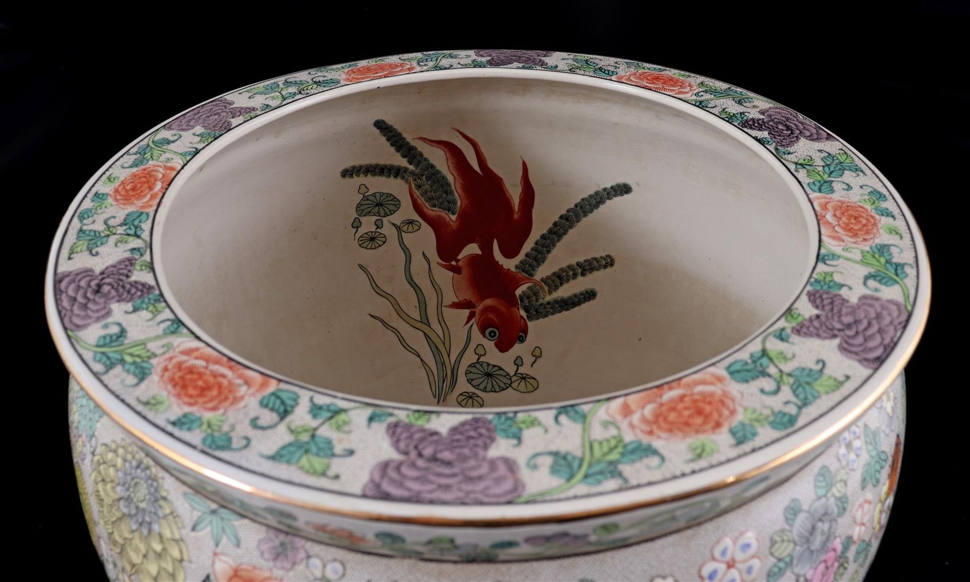 Porcelain fishbowl/flowerpot - Image 2 of 3