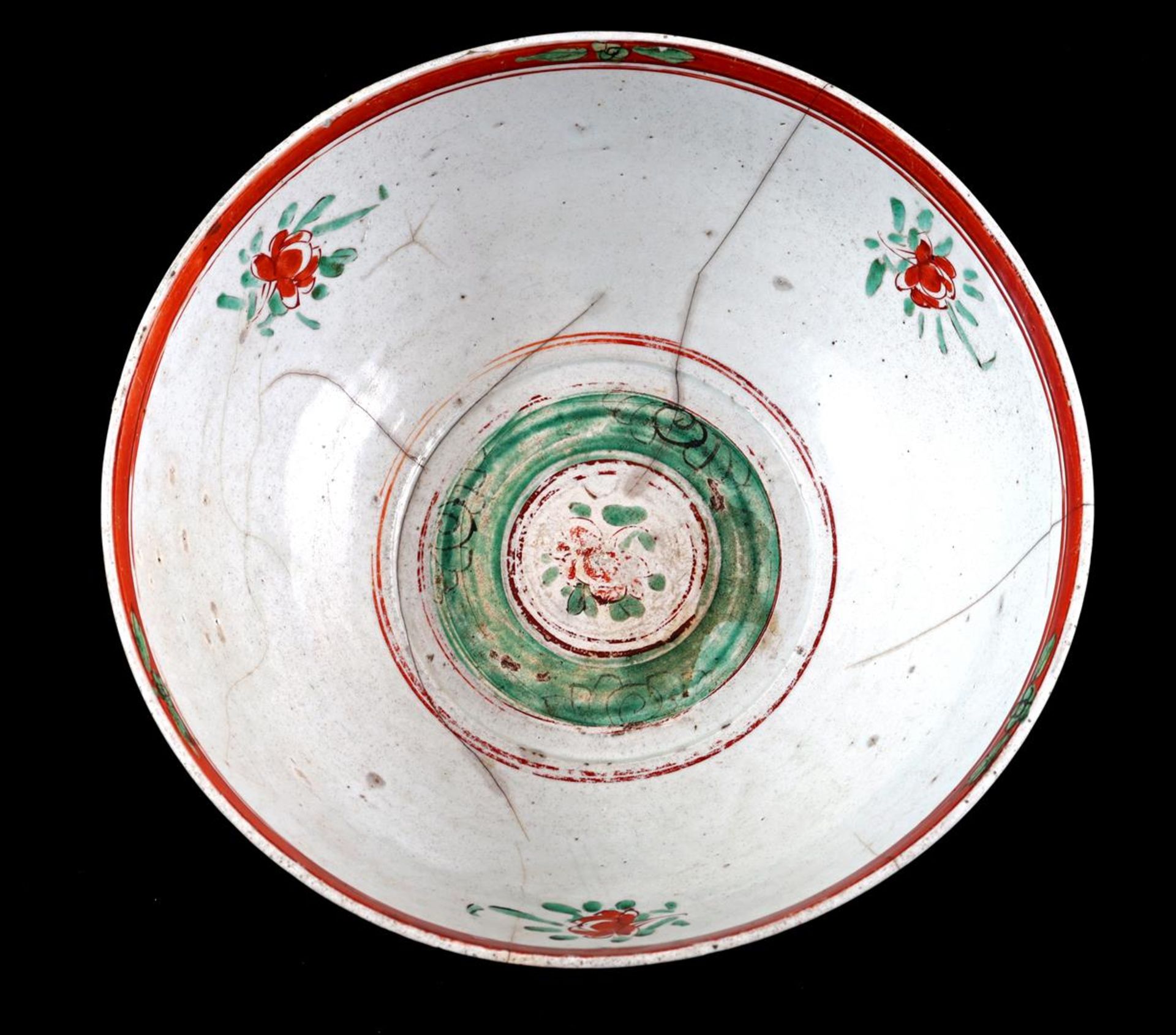 Porcelain polychrome Swatow bowl - Image 2 of 4