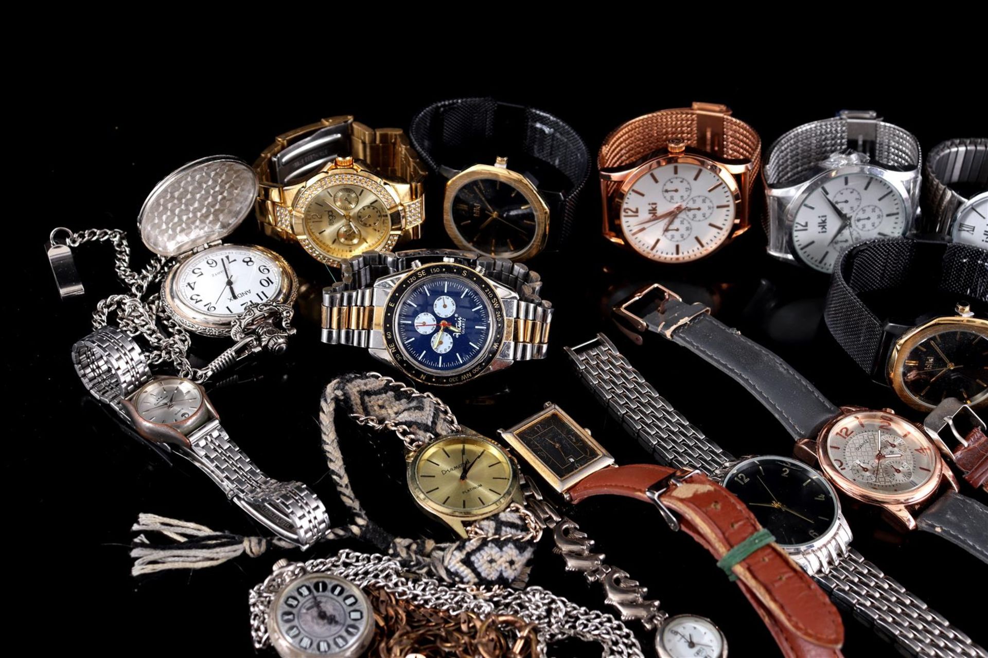 Lot consisting of 25 different watches - Image 2 of 4