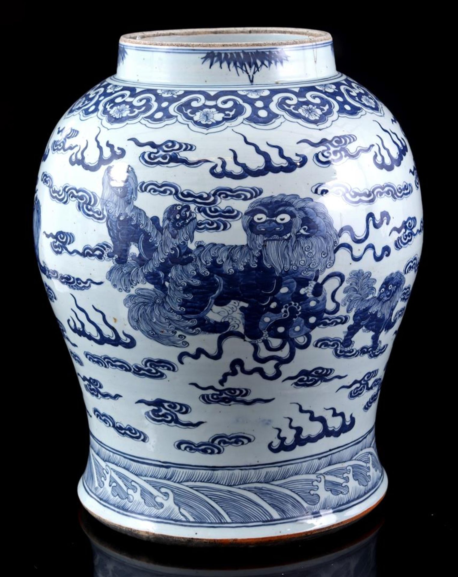 Large porcelain pot 19th century - Image 3 of 9