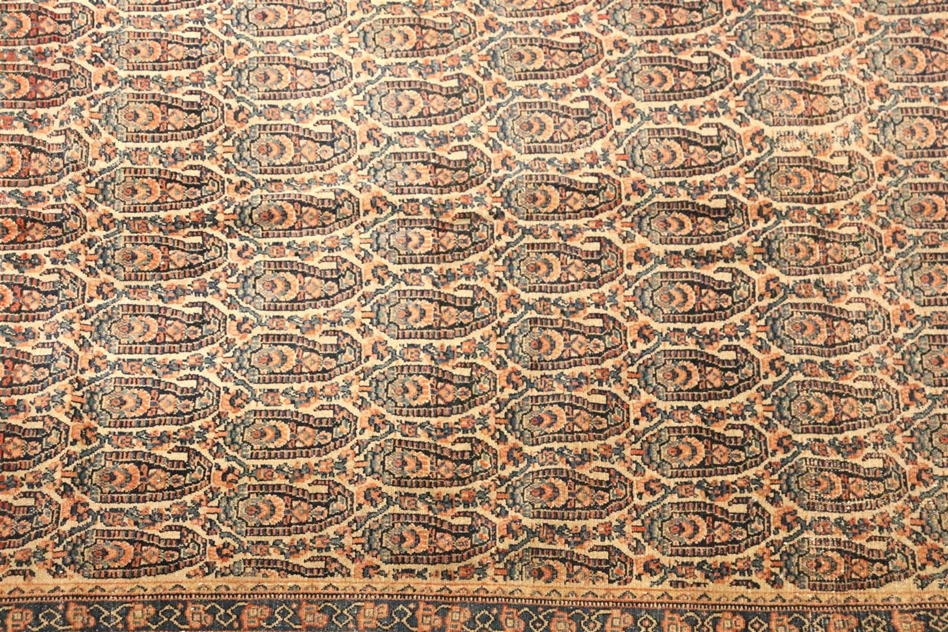 Hand-knotted carpet  - Bild 2 aus 5
