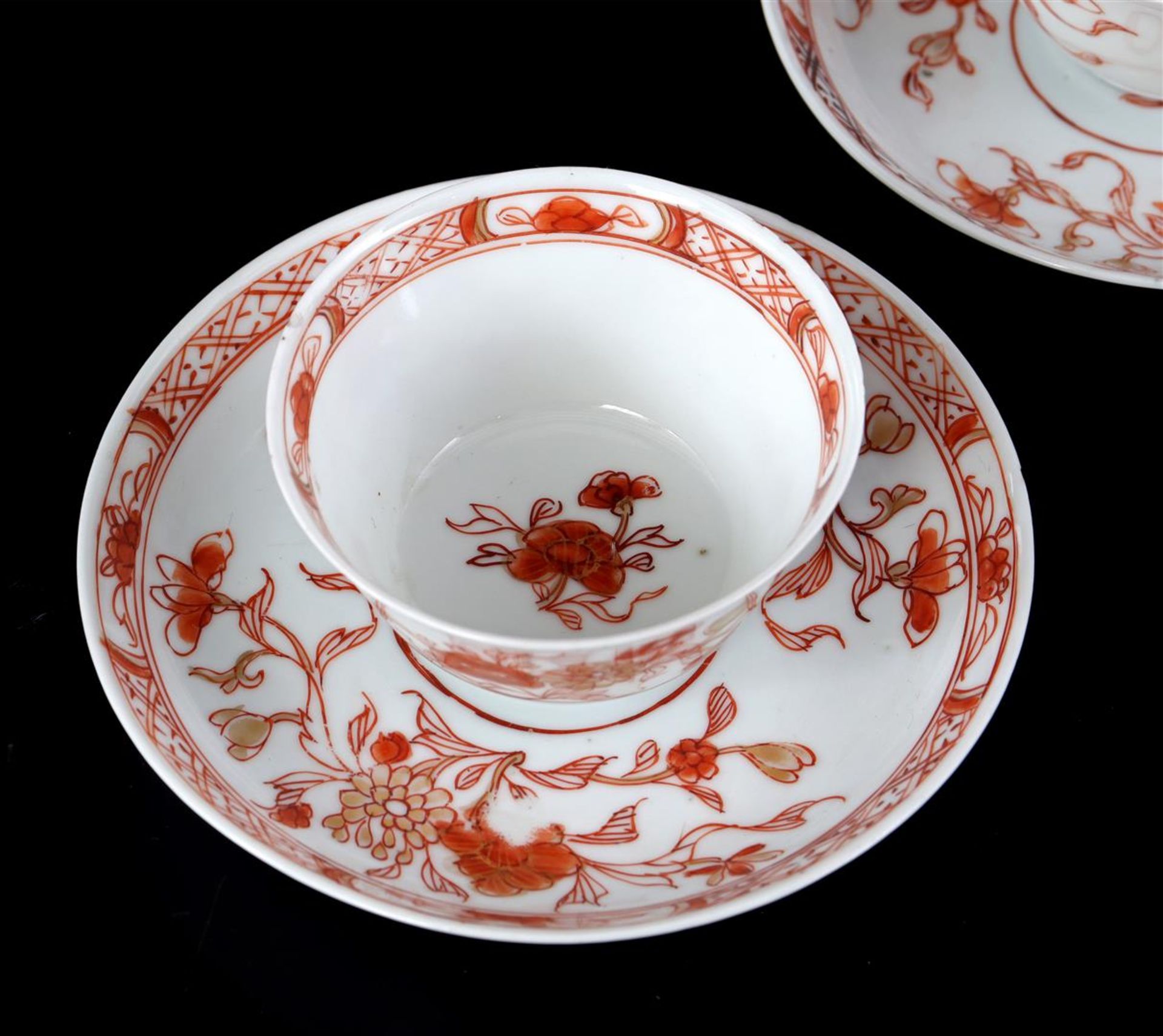 4 porcelain milk and blood cups and saucers - Image 2 of 5