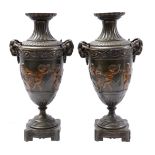 2 decorative zamak vases