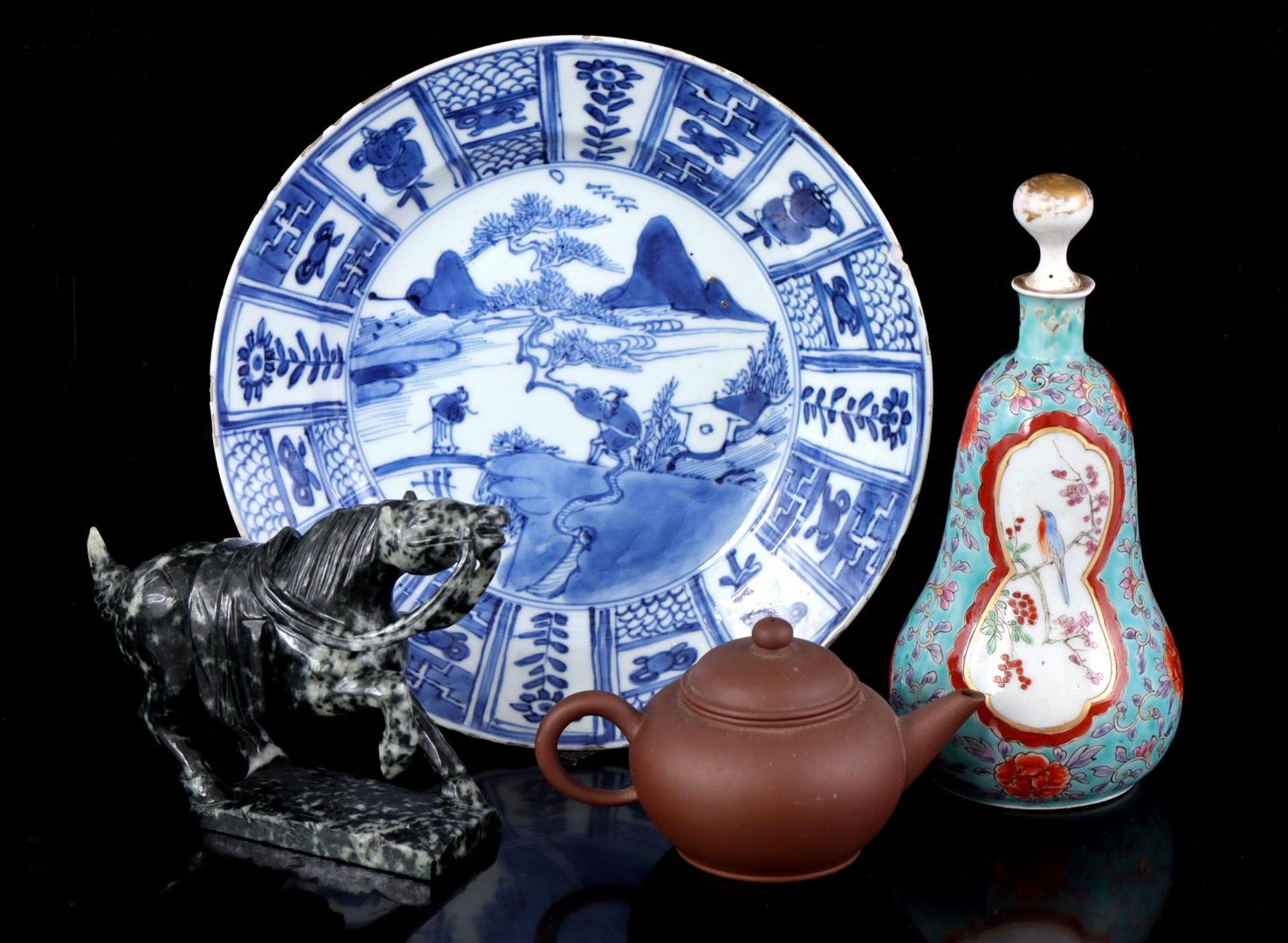 Various Chinese porcelain