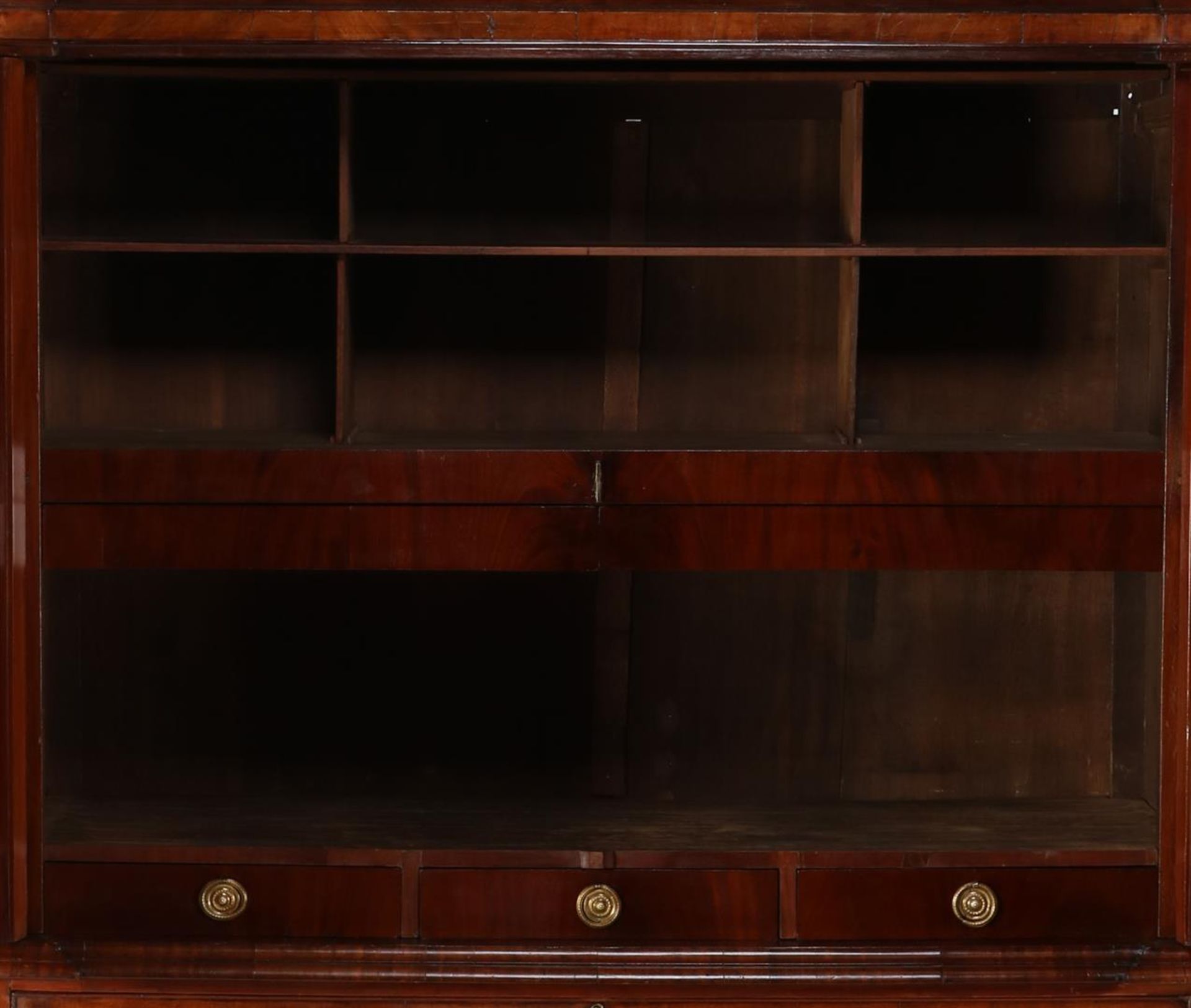 Mahogany veneer cabinet - Image 2 of 2