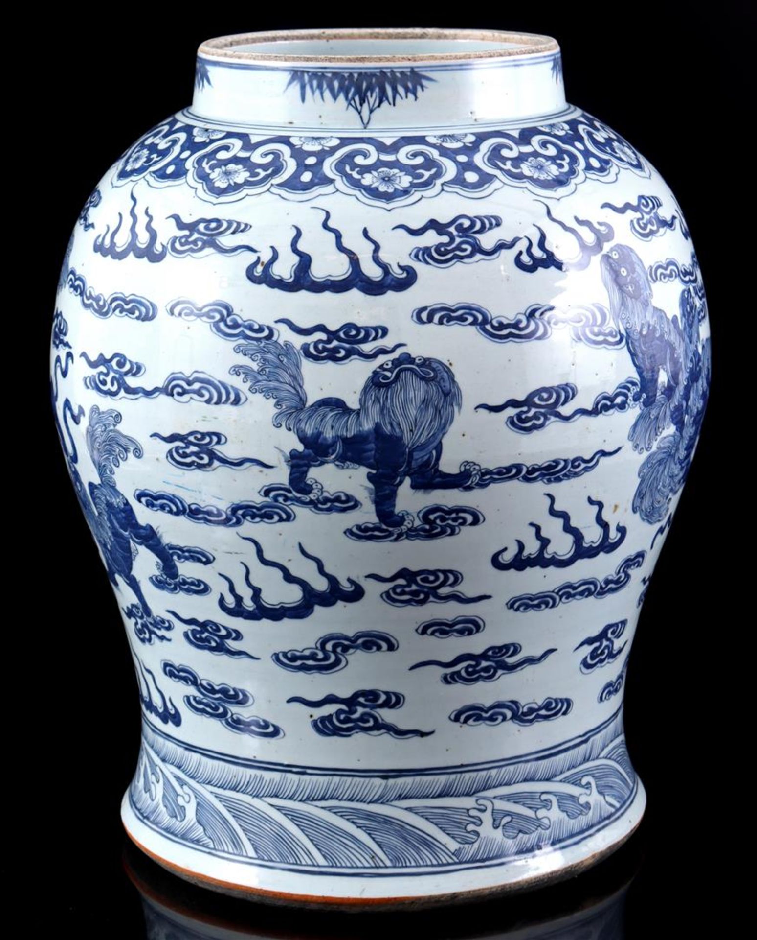 Large porcelain pot 19th century - Image 2 of 9