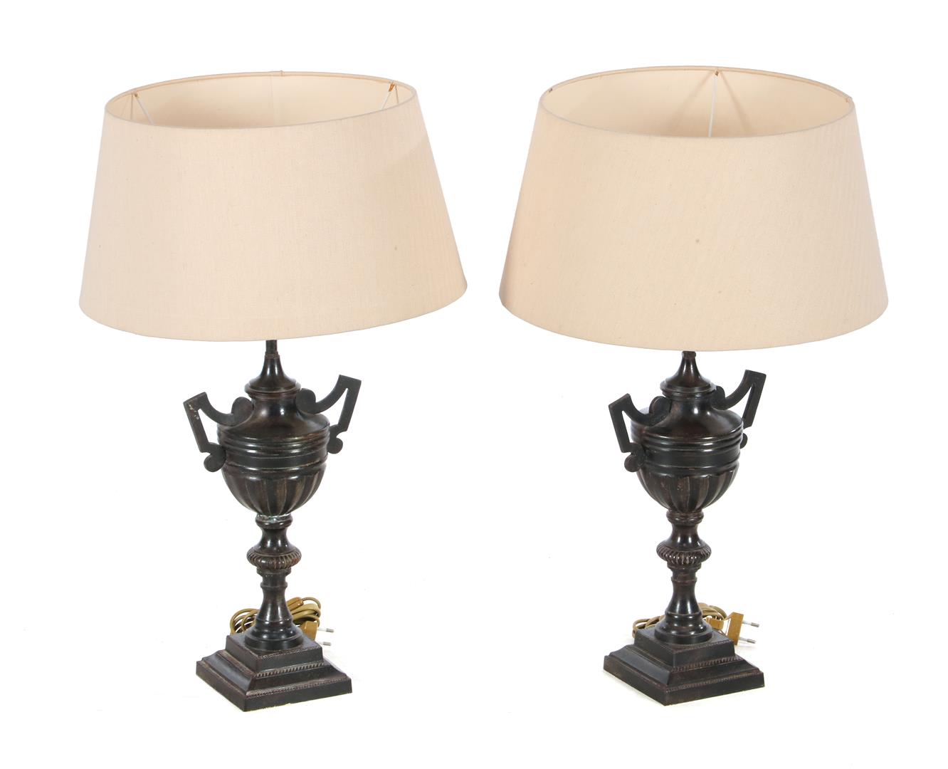 2 metal vase model table lamps - Image 2 of 2