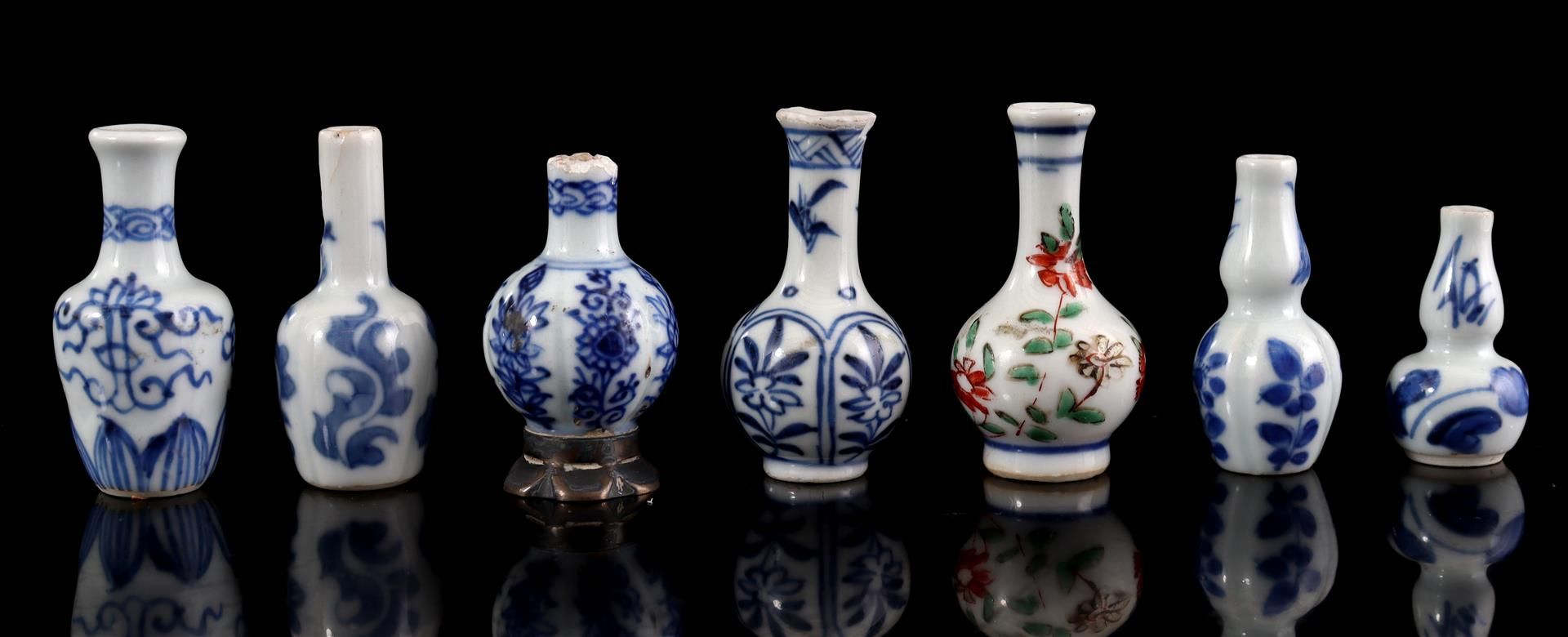 14 porcelain miniature vases, 17th/18th - Image 5 of 5