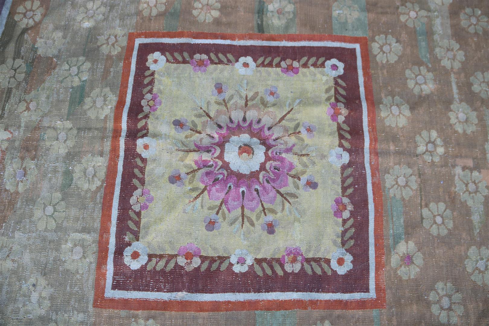 Antique woven tapestry - Image 7 of 10