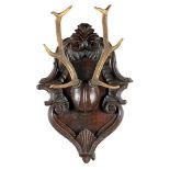 8-point antlers on nut shield