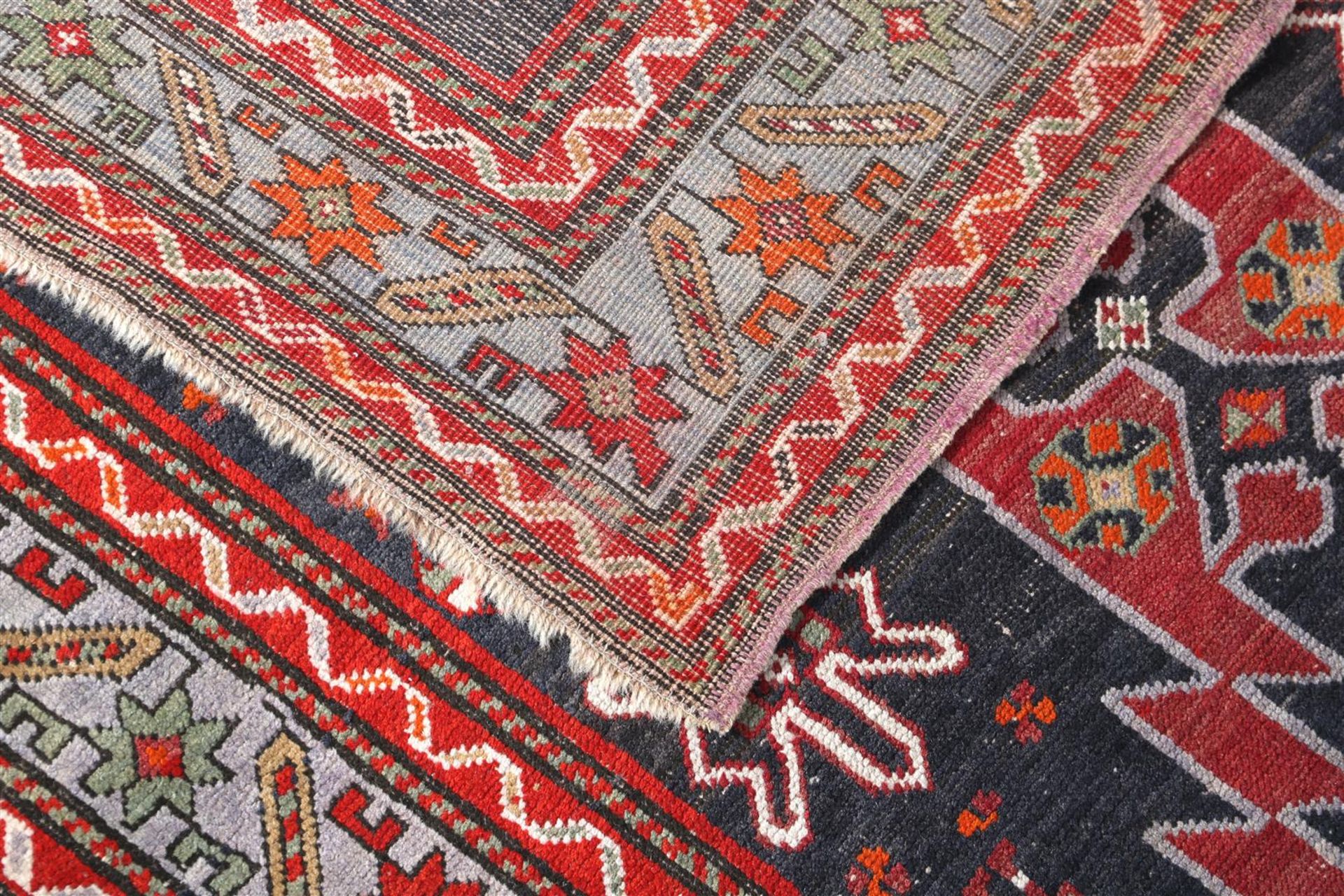 Karabagh carpet - Image 5 of 5